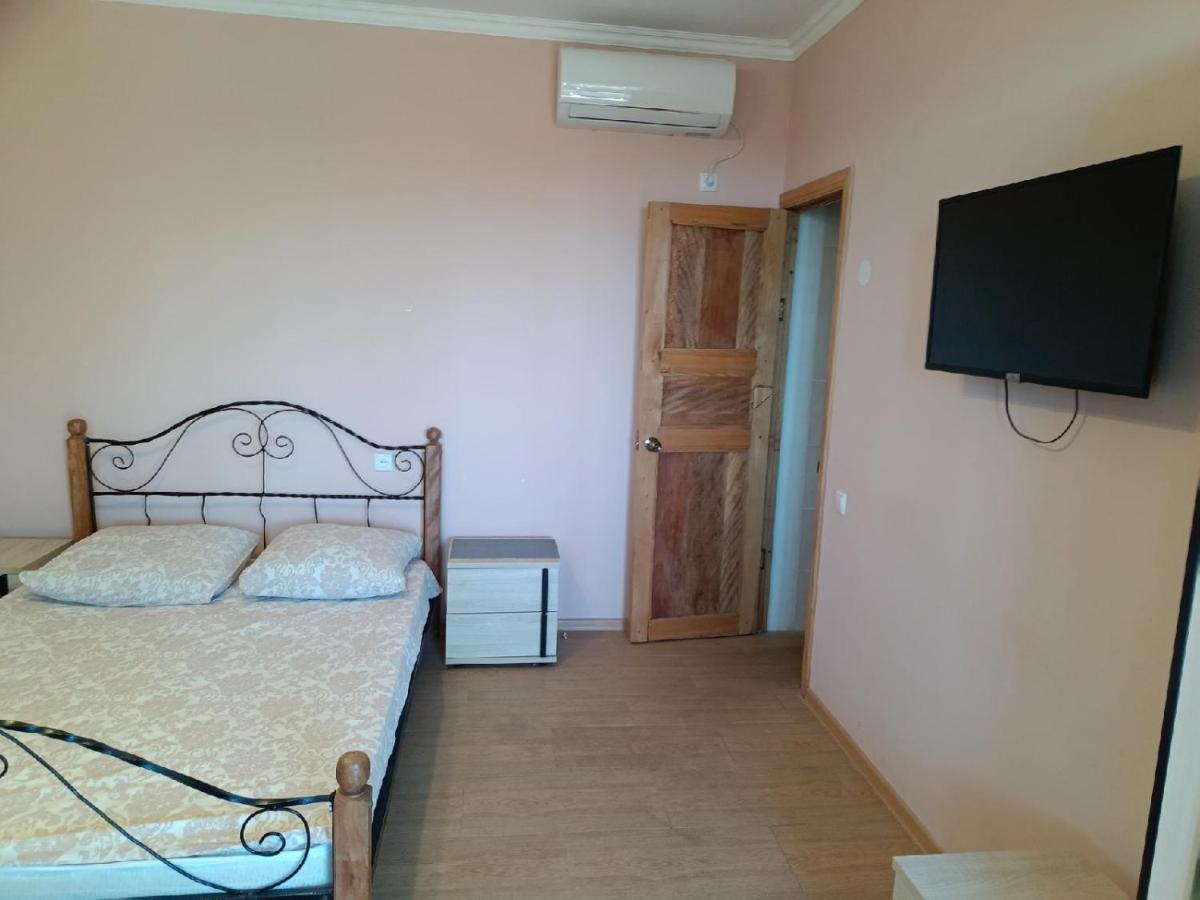 Inzhir Guest House New Athos Exterior foto